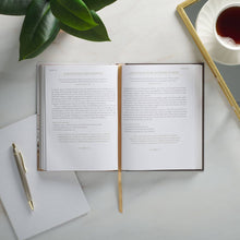 Load image into Gallery viewer, Devotional 10 Minutes with God for Women Hardcover