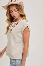 Load image into Gallery viewer, Embroidered knit top in oatmeal