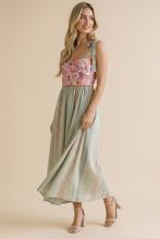 Load image into Gallery viewer, Floral Tube Tie Shoulder Woven Midi Dress