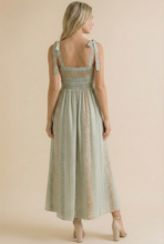 Load image into Gallery viewer, Floral Tube Tie Shoulder Woven Midi Dress