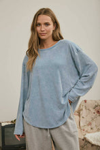 Load image into Gallery viewer, BOXY TEXTURED LONG SLEEVE WASHED KNIT TOP