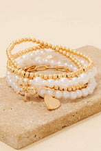 Load image into Gallery viewer, Heart Charm Pearl And Metallic Beads Bracelet Set