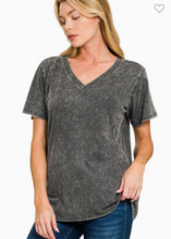 Load image into Gallery viewer, V-neck