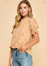 Load image into Gallery viewer, Tan floral top