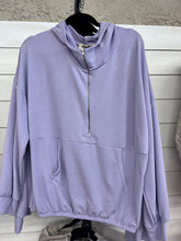 Load image into Gallery viewer, Half zip pullover with pocket