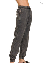 Load image into Gallery viewer, Acid wash black sweatpants with pockets