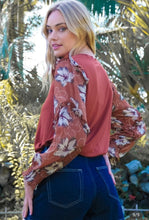 Load image into Gallery viewer, Rust floral sleeves blouse