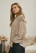 Load image into Gallery viewer, BOXY TEXTURED LONG SLEEVE WASHED KNIT TOP