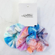 Load image into Gallery viewer, Tie-Dye Velvet Scrunchie Set