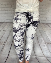 Load image into Gallery viewer, White Tie-Dye Leggings
