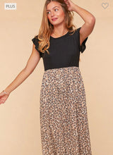 Load image into Gallery viewer, Curvy black and leopard maxi dress